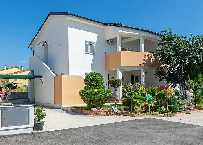 Stunning Apartment In Porec With Wifi